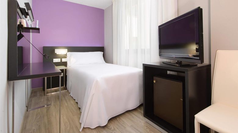 <b>Sercotel Medina Azahara, Ascend Hotel Room</b>. Images powered by <a href="https://iceportal.shijigroup.com/" title="IcePortal" target="_blank">IcePortal</a>.