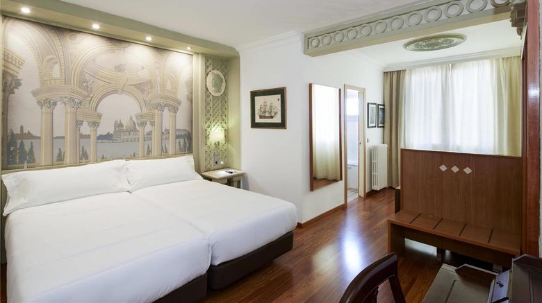 <b>Sercotel President, Ascend Hotel Coll Suite</b>. Images powered by <a href="https://iceportal.shijigroup.com/" title="IcePortal" target="_blank">IcePortal</a>.