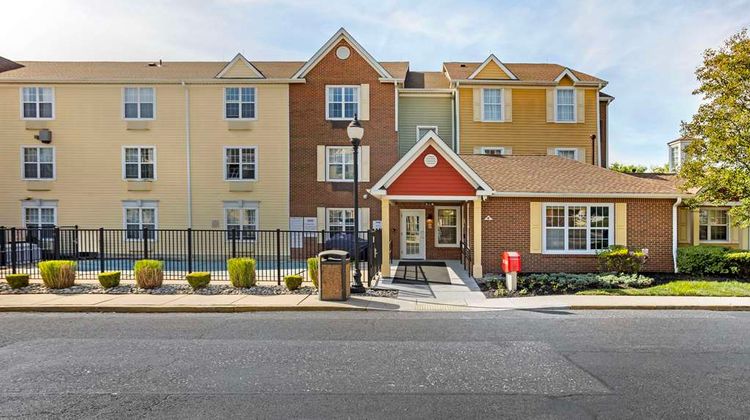 MainStay Suites Mt Laurel - Philadelphia Exterior