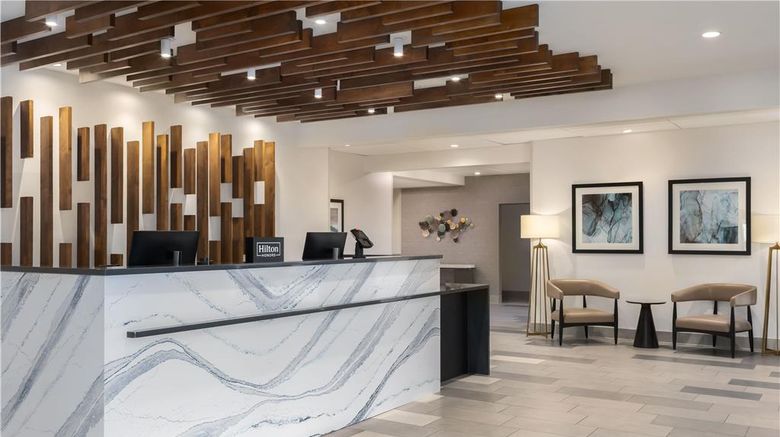 <b>DoubleTree by Hilton Wilmington Lobby</b>. Images powered by <a href="https://iceportal.shijigroup.com/" title="IcePortal" target="_blank">IcePortal</a>.