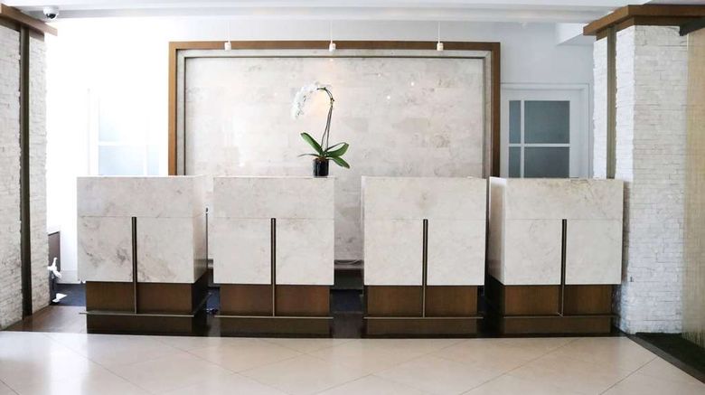 <b>Hotel NoMa Trademark Coll by Wyndham Lobby</b>. Images powered by <a href="https://iceportal.shijigroup.com/" title="IcePortal" target="_blank">IcePortal</a>.