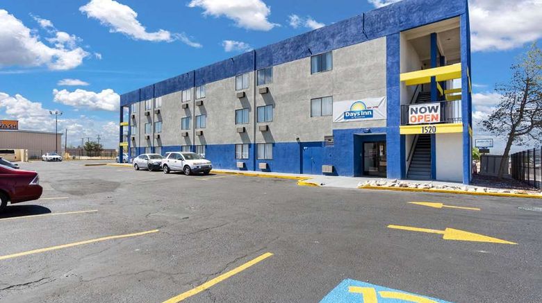 <b>Days Inn by Wyndham Albuquerque Exterior</b>. Images powered by <a href="https://iceportal.shijigroup.com/" title="IcePortal" target="_blank">IcePortal</a>.