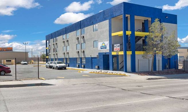 Days Inn by Wyndham Albuquerque Exterior