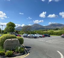 Burrendale Hotel & Country Club Exterior