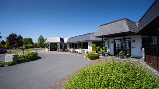 Burrendale Hotel & Country Club