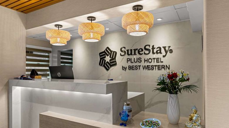 <b>SureStay Plus by Best Western Brooks Lobby</b>. Images powered by <a href="https://iceportal.shijigroup.com/" title="IcePortal" target="_blank">IcePortal</a>.