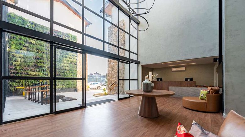 <b>Wanderlust Experience Hotel, BW Sig Coll Lobby</b>. Images powered by <a href="https://iceportal.shijigroup.com/" title="IcePortal" target="_blank">IcePortal</a>.