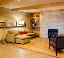 Country Inn & Suites Tuscaloosa Lobby