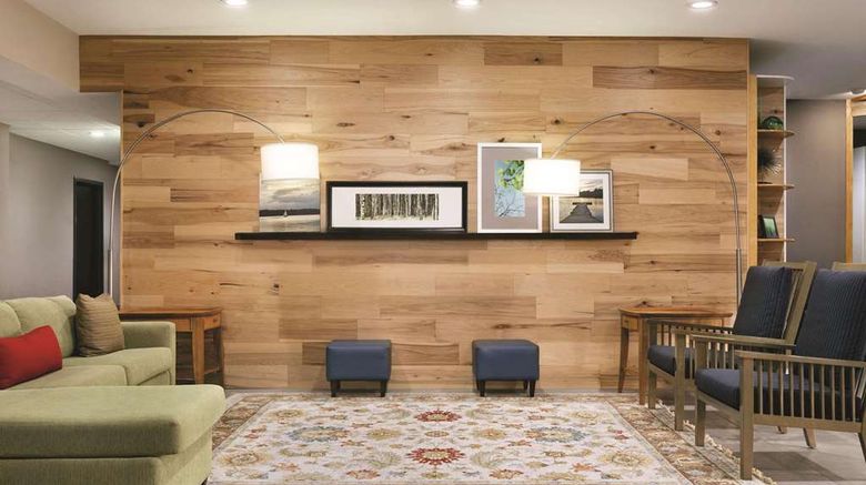 <b>Country Inn & Suites Bryant Little Rock Lobby</b>. Images powered by <a href="https://iceportal.shijigroup.com/" title="IcePortal" target="_blank">IcePortal</a>.