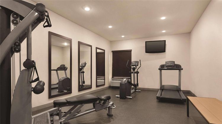 Country Inn & Suites Bryant Little Rock Health