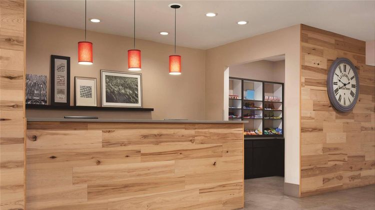 Country Inn & Suites Bryant Little Rock Lobby