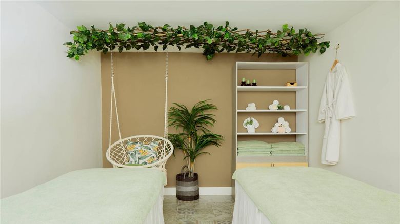 <b>Radisson Blu Aruba Spa</b>. Images powered by <a href="https://iceportal.shijigroup.com/" title="IcePortal" target="_blank">IcePortal</a>.