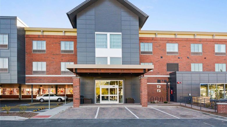 <b>Country Inn & Suites Flagstaff Downtown Exterior</b>. Images powered by <a href="https://iceportal.shijigroup.com/" title="IcePortal" target="_blank">IcePortal</a>.