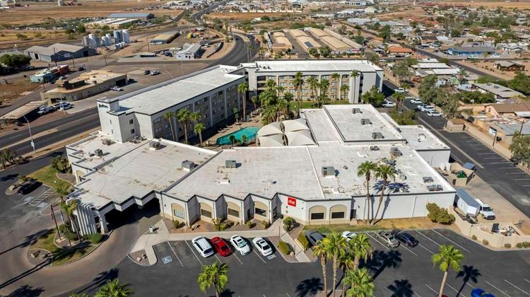 Radisson Hotel Casa Grande Exterior