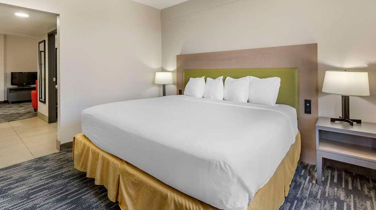 Country Inn & Suites by Radisson Suite