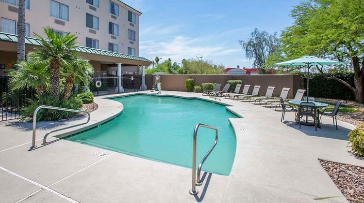 Country Inn & Suites by Radisson Pool
