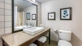 <b>Country Inn & Suites by Radisson Room</b>. Images powered by <a href="https://iceportal.shijigroup.com/" title="IcePortal" target="_blank">IcePortal</a>.