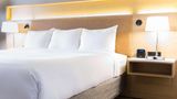 <b>Radisson Hotel Phoenix Airport Room</b>. Images powered by <a href="https://iceportal.shijigroup.com/" title="IcePortal" target="_blank">IcePortal</a>.