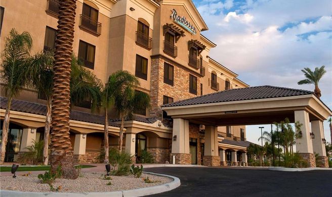 Radisson Hotel Yuma Exterior