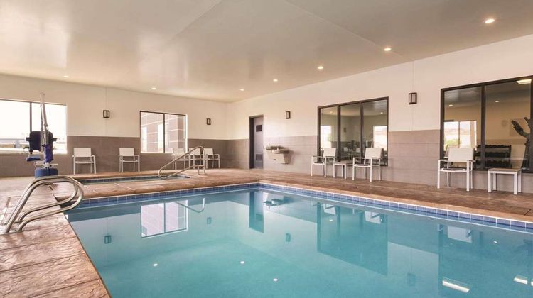 Country Inn & Suites by Radisson Page AZ Pool
