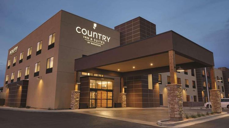Country Inn & Suites by Radisson Page AZ Exterior