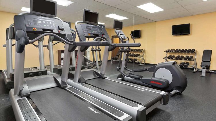 Country Inn & Suites Phoenix Airport Health