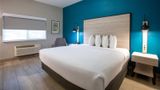 <b>Country Inn & Suites Phoenix Airport Room</b>. Images powered by <a href="https://iceportal.shijigroup.com/" title="IcePortal" target="_blank">IcePortal</a>.