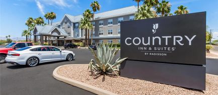 Country Inn & Suites Tucson Airport Exterior