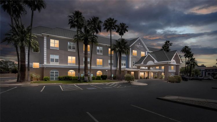 Country Inn & Suites Tucson Airport Exterior