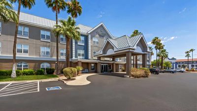 Country Inn & Suites Tucson Airport