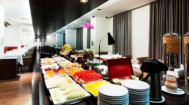 <b>Radisson Hotel Alphaville Restaurant</b>. Images powered by <a href="https://iceportal.shijigroup.com/" title="IcePortal" target="_blank">IcePortal</a>.