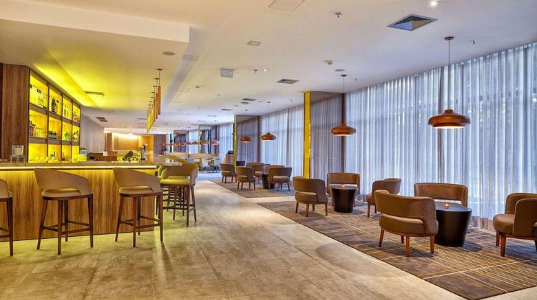 <b>Radisson Hotel Barra Rio De Janeiro Lobby</b>. Images powered by <a href="https://iceportal.shijigroup.com/" title="IcePortal" target="_blank">IcePortal</a>.