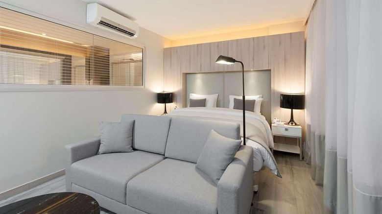 <b>Radisson Blu Belo Horizonte, Savassi Room</b>. Images powered by <a href="https://iceportal.shijigroup.com/" title="IcePortal" target="_blank">IcePortal</a>.