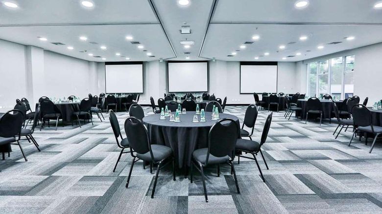 <b>Park Inn by Radisson Berrini Meeting</b>. Images powered by <a href="https://iceportal.shijigroup.com/" title="IcePortal" target="_blank">IcePortal</a>.