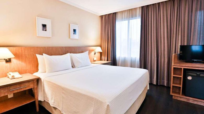 <b>Park Inn by Radisson Berrini Room</b>. Images powered by <a href="https://iceportal.shijigroup.com/" title="IcePortal" target="_blank">IcePortal</a>.