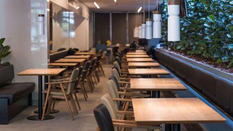 <b>Park Plaza Porto Alegre Moinhos de Vento Lobby</b>. Images powered by <a href="https://iceportal.shijigroup.com/" title="IcePortal" target="_blank">IcePortal</a>.
