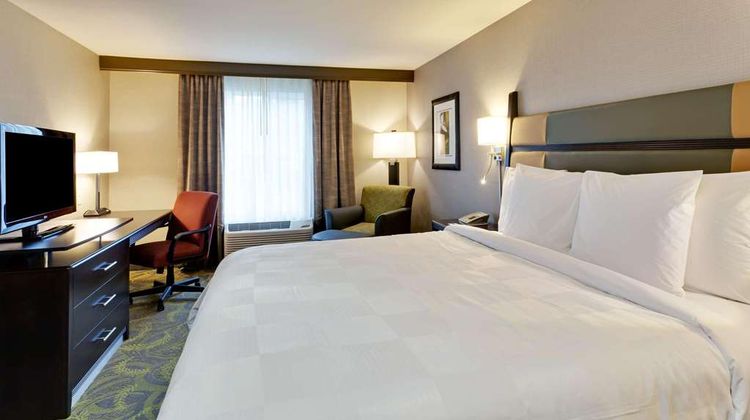 Country Inn & Suites San Carlos Room