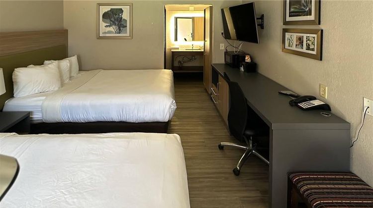 Country Inn & Stes-Monterey Beachfront Room