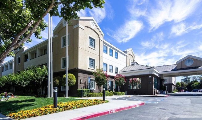 Country Inn & Suites San Jose Airport Exterior