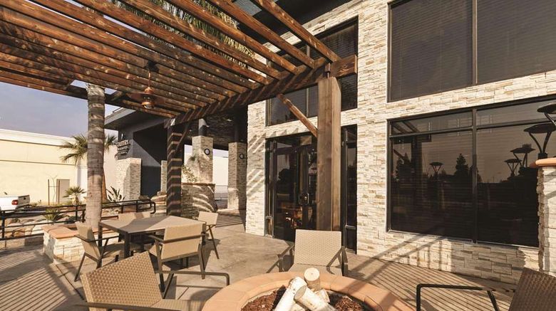 <b>Country Inn & Suites Bakersfield Other</b>. Images powered by <a href="https://iceportal.shijigroup.com/" title="IcePortal" target="_blank">IcePortal</a>.