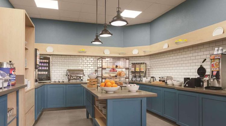 Country Inn & Suites Bakersfield Restaurant