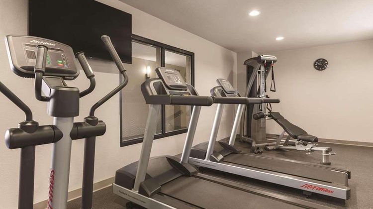 Country Inn & Suites Bakersfield Health