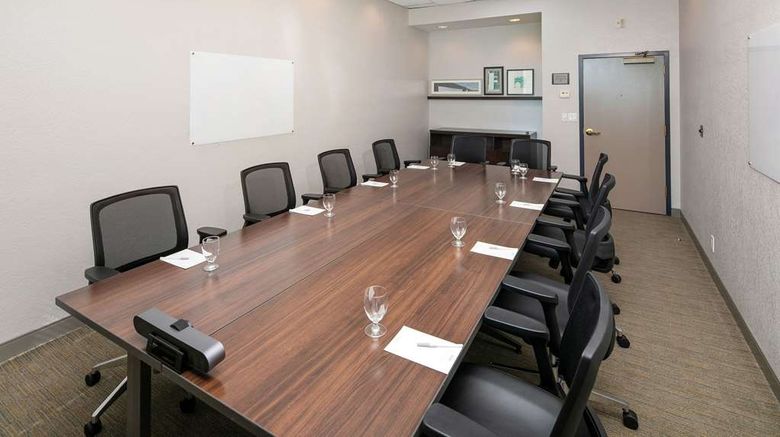 <b>Country Inn & Suites San Diego North Meeting</b>. Images powered by <a href="https://iceportal.shijigroup.com/" title="IcePortal" target="_blank">IcePortal</a>.