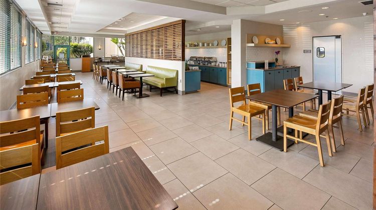 Country Inn & Suites San Diego North Restaurant