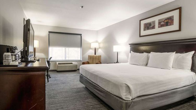 Country Inn & Suites Ontario at Ontario Mills Room