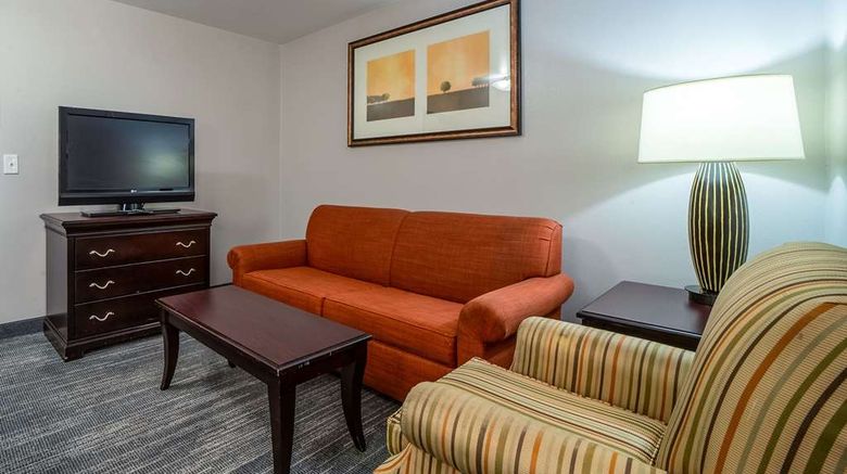 <b>Country Inn & Suites Ontario at Ontario Mills Suite</b>. Images powered by <a href="https://iceportal.shijigroup.com/" title="IcePortal" target="_blank">IcePortal</a>.