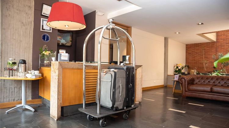 Faranda Coll Bogota-Radisson Individuals Lobby