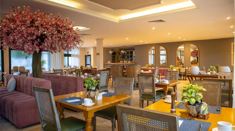 <b>Hotel Caribe by Faranda Grand Restaurant</b>. Images powered by <a href="https://iceportal.shijigroup.com/" title="IcePortal" target="_blank">IcePortal</a>.