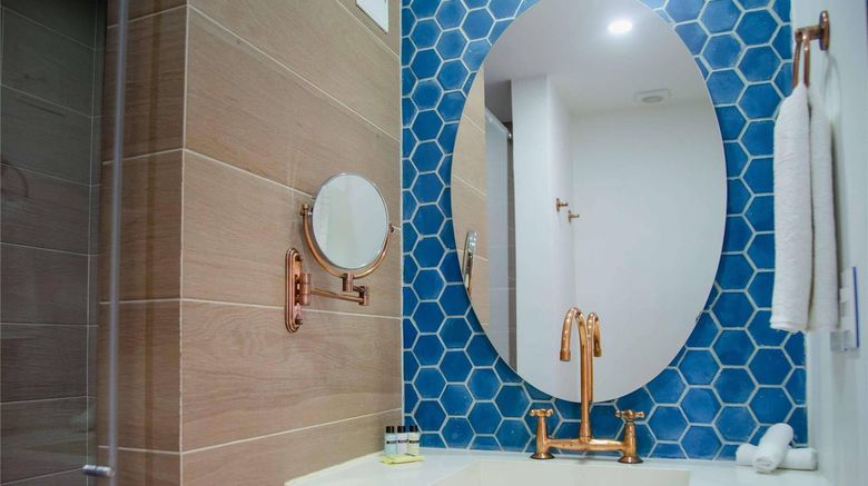<b>Faranda Collection Cali, Radisson Indiv Room</b>. Images powered by <a href="https://iceportal.shijigroup.com/" title="IcePortal" target="_blank">IcePortal</a>.