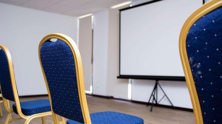 <b>Park Inn Los Olivos de Vallenar Meeting</b>. Images powered by <a href="https://iceportal.shijigroup.com/" title="IcePortal" target="_blank">IcePortal</a>.
